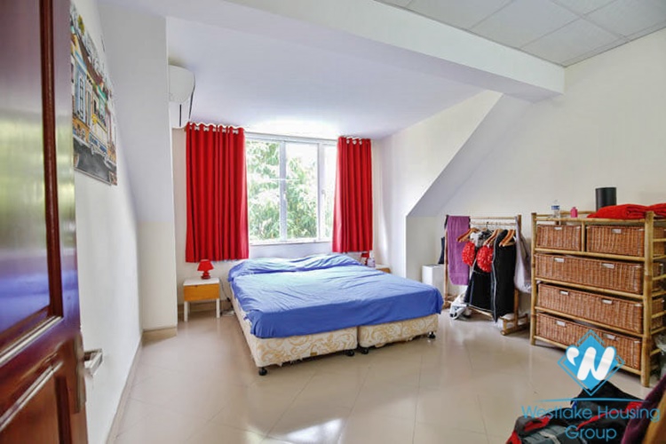 A lovely five bedrooms house for rent in Tay Ho area